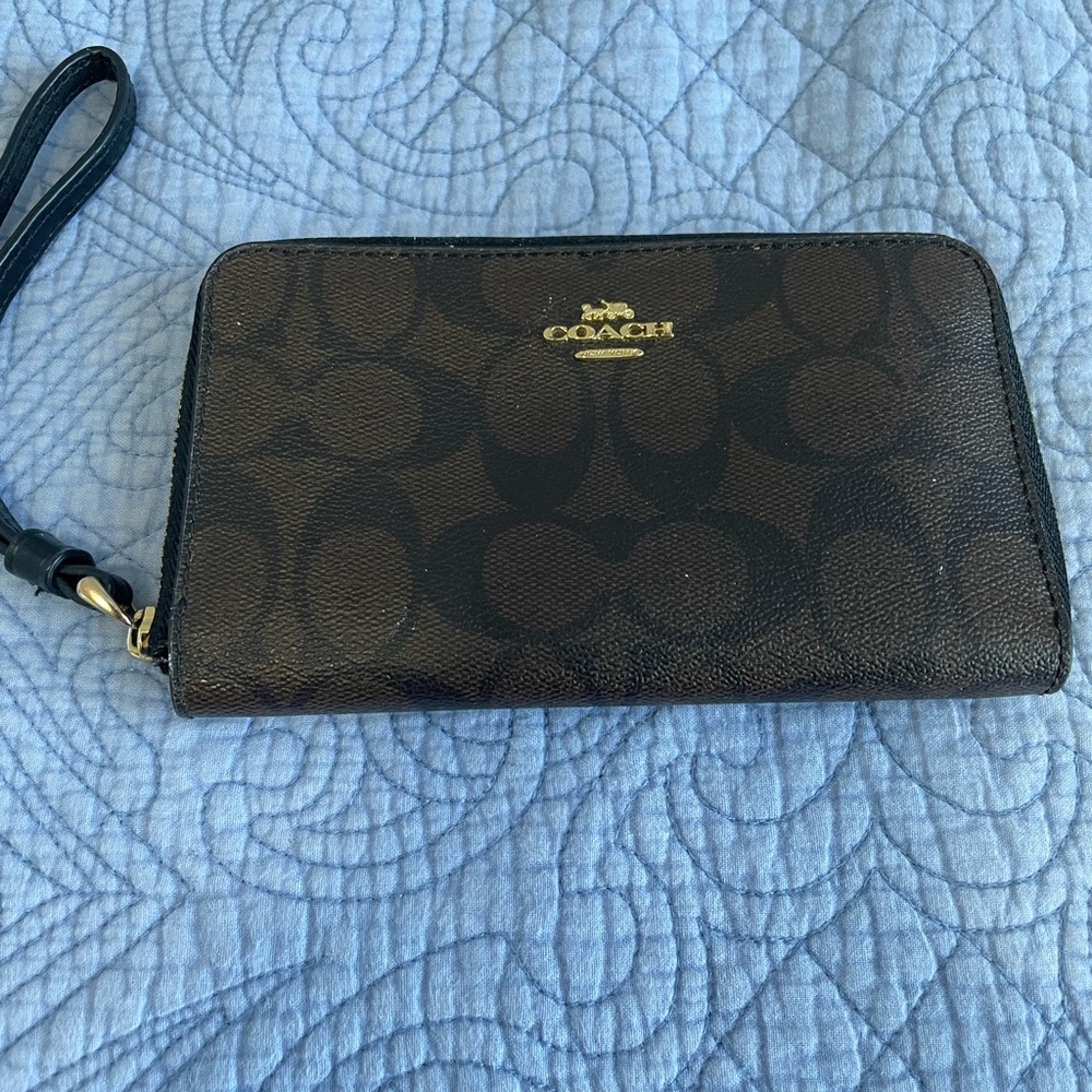 Coach Signature Black and Brown Wristlet